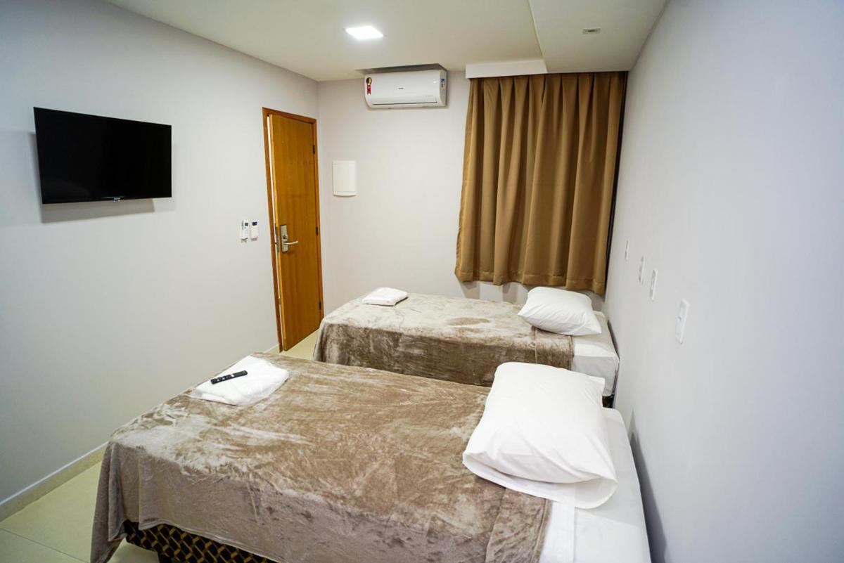 Hotel Diamantte 카쇼에이루 지 이타페미링 외부 사진